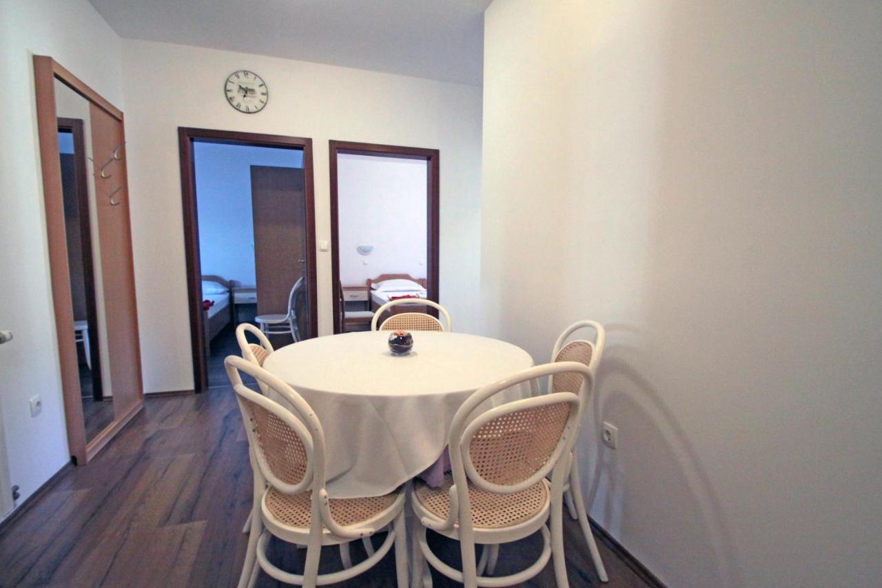 Apartments By The Sea Vinjerac, Zadar - 5811 Exterior foto